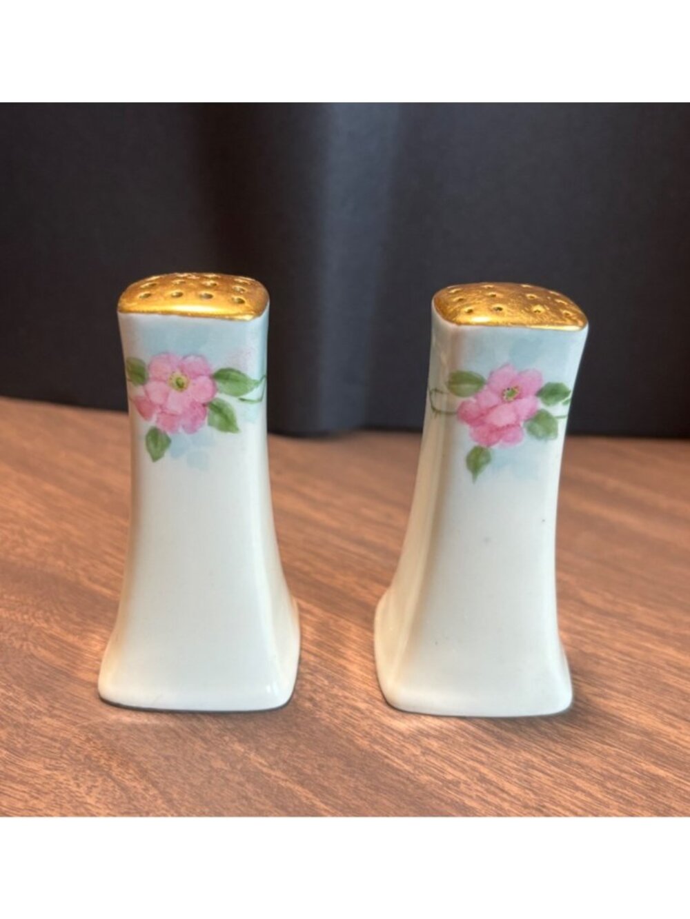 Porcelain Salt Pepper Shakers Hand Painted Pink Rose Gold Top Japan VTG 1920s